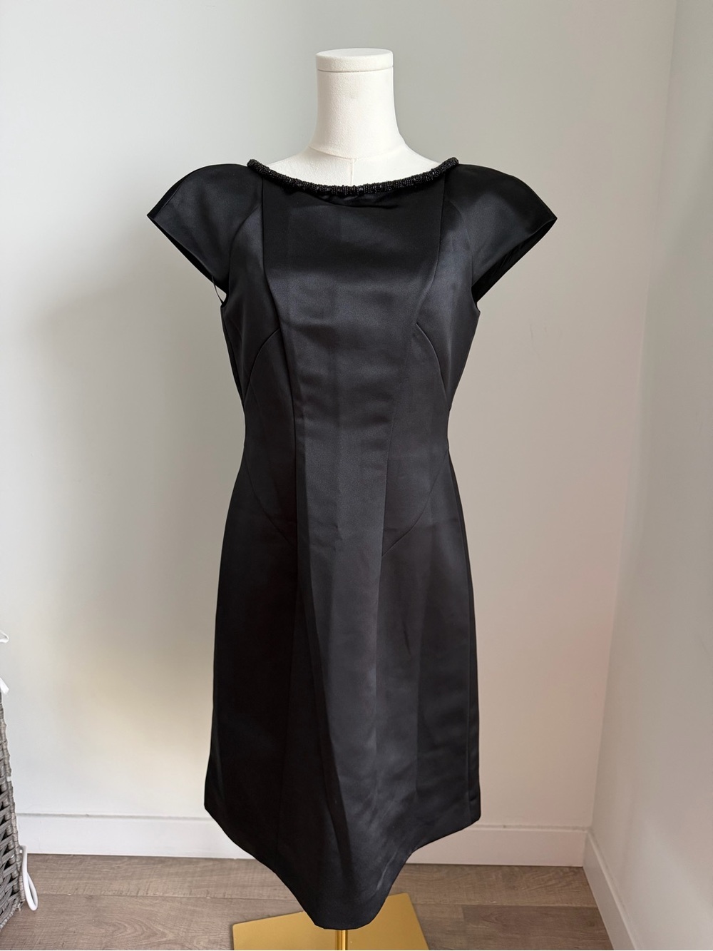 Brooks Brothers Classic Black Cap-Sleeve Sheath Dress - BROKEN ZIPPER
